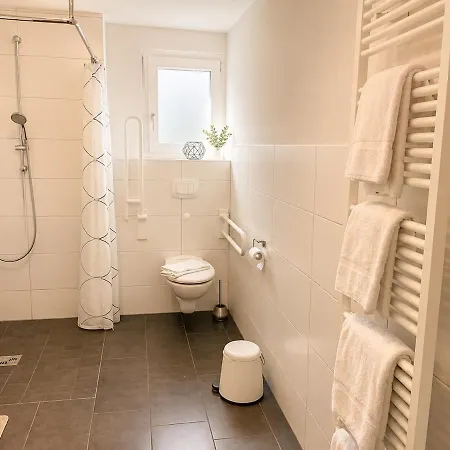 Blackhome Familien-apartment Schwarzwald Mit Balkon *