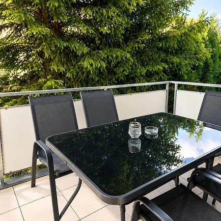 Blackhome Familien-apartment Schwarzwald Mit Balkon Titisee-Neustadt